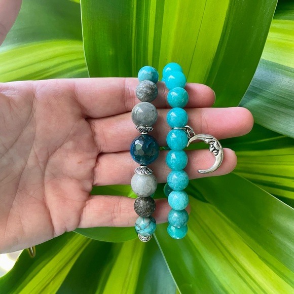Jewelry - Happy Beads